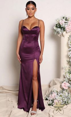 Vestido mercedes morado