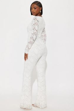 Mono modelo Briguitte