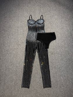 Rocio model jumpsuit