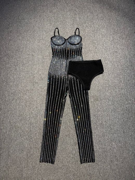 Rocio model jumpsuit