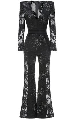 Combinaison modèle élégante