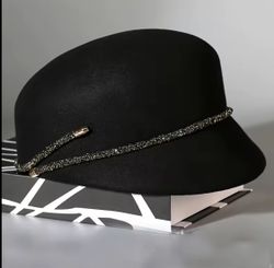 Chic Me black hat