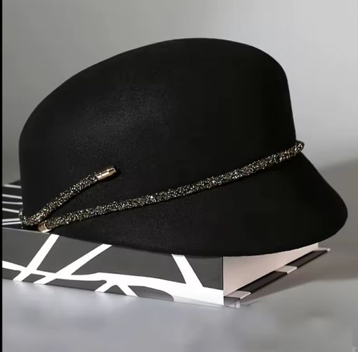 Chic Me black hat