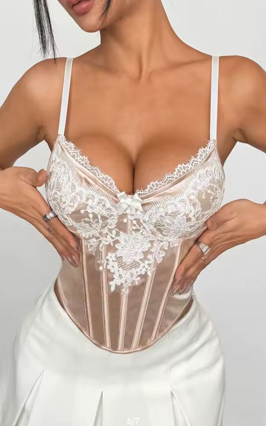 Corset modelo Prisma