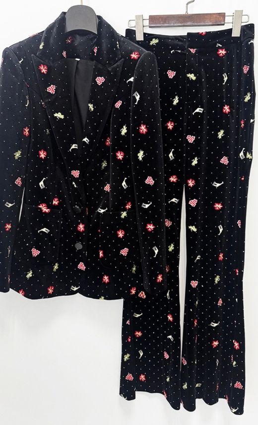 Traje de terciopelo modelo Leonor