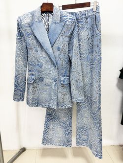 Sapphire lace print suit