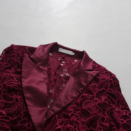 Traje modelo Celine