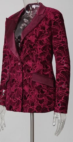 Traje modelo Celine