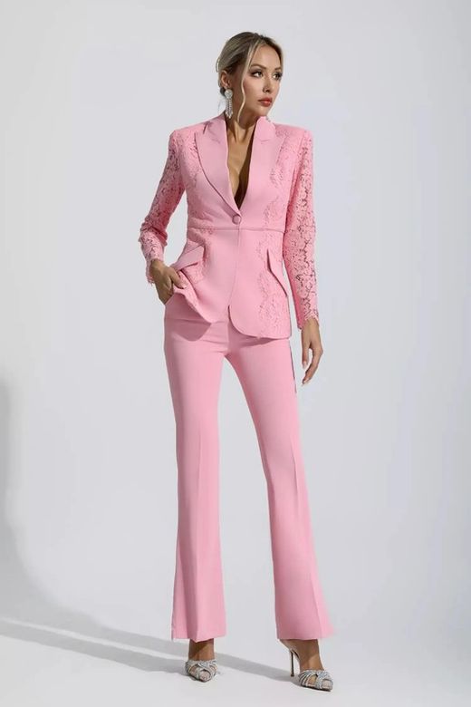 Costume modèle Rosal Rosa