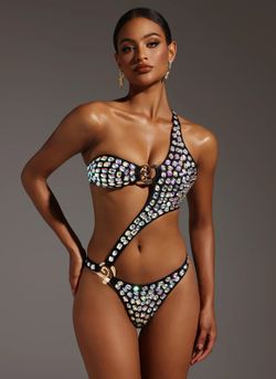 Trikini modelo Strabaganza