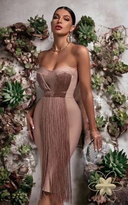 Vestido bandage de flecos modelo Irina Taupe