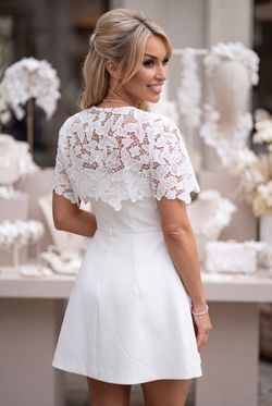 Vestido blanco modelo Karenina