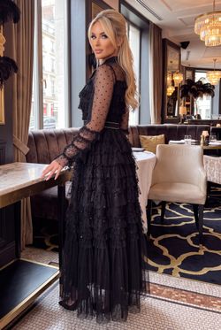 Vestido de encaje modelo Begoña