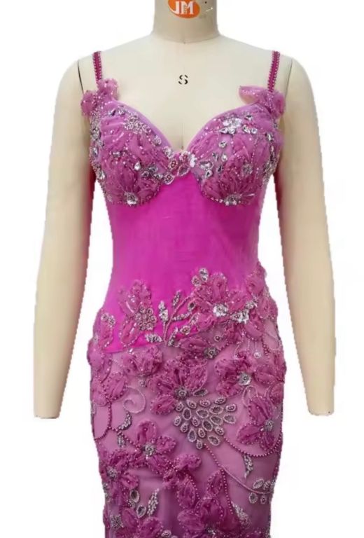 Vestido de pedrería modelo Lola