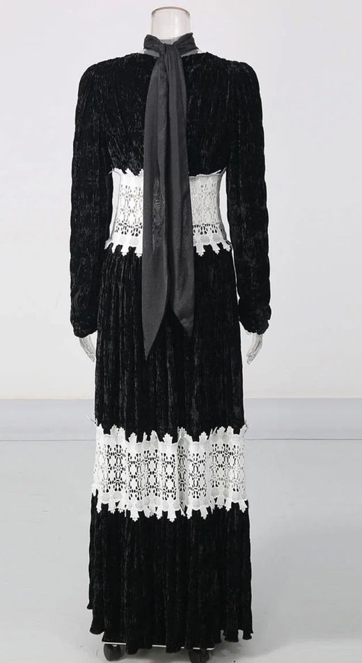 Vestido de terciopelo modelo Ninette