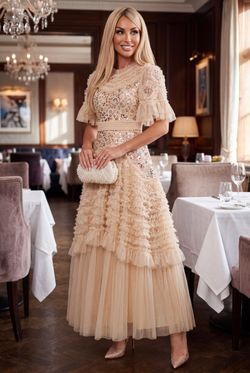 Vestido de tul modelo Griselda Beige