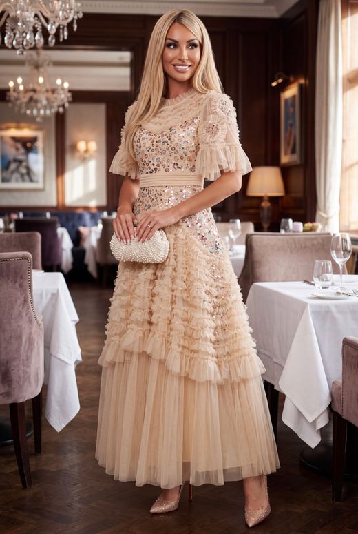 Vestido de tul modelo Griselda Beige