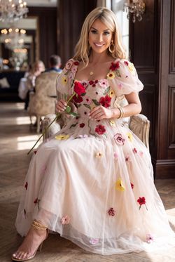 Vestido de tul modelo Princesita
