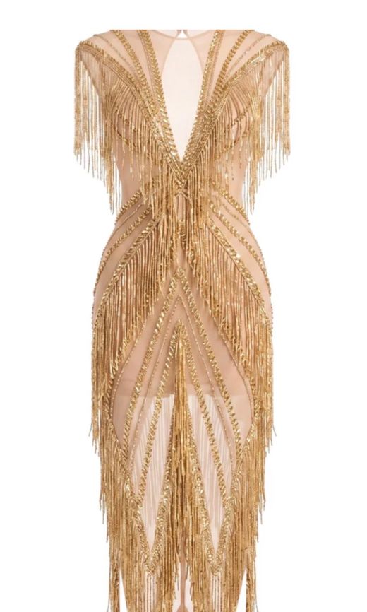 Vestido dorado modelo Yolanda