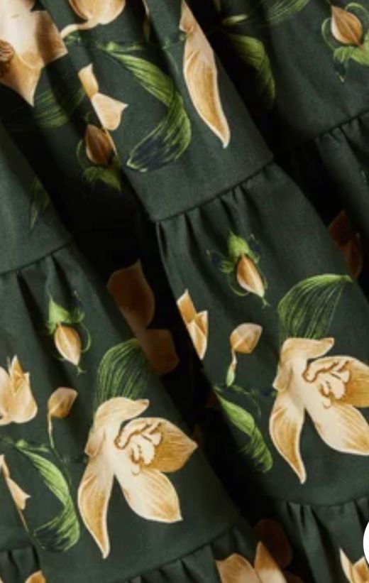 Carol model green printed dress