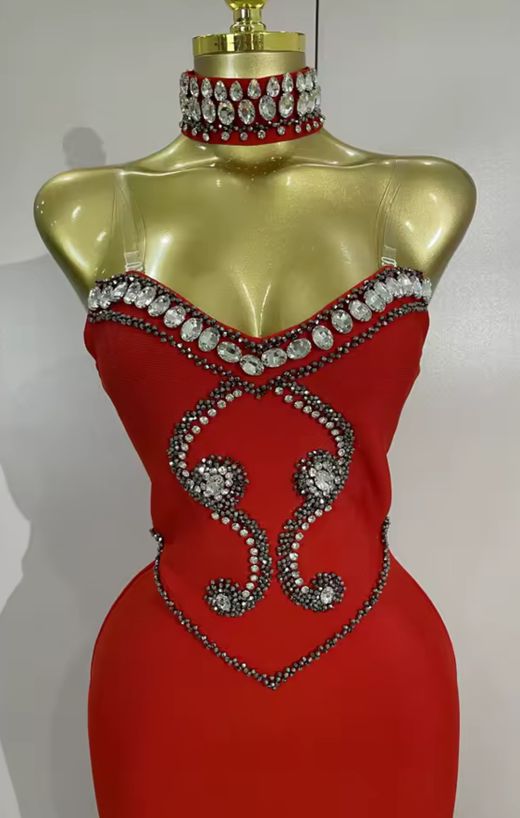 Dress model Alicia Rojo