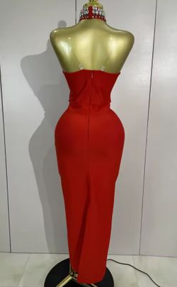 Dress model Alicia Rojo