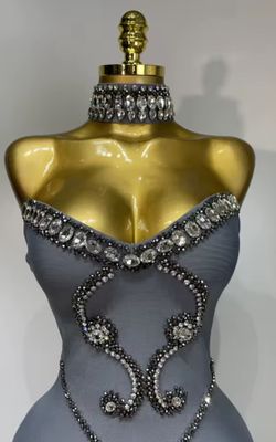 Vestido modelo Alicia