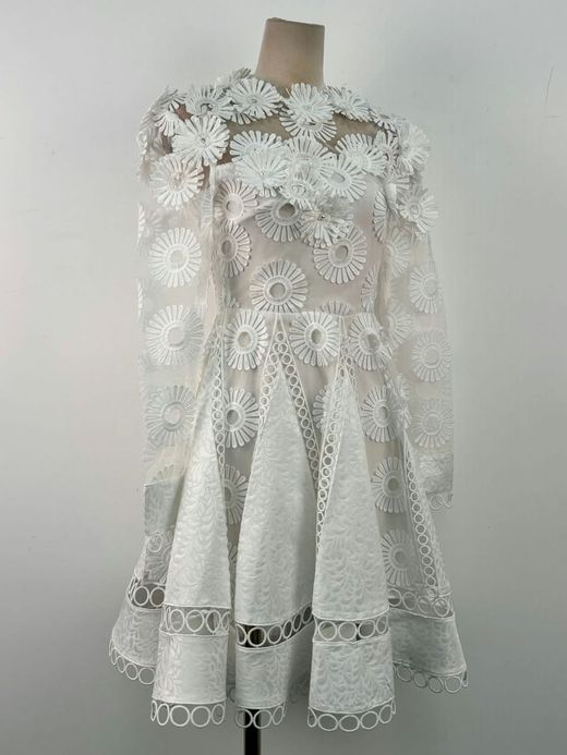 Vestido modelo Margarita