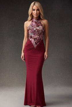 Vestido modelo Argentina burdeos