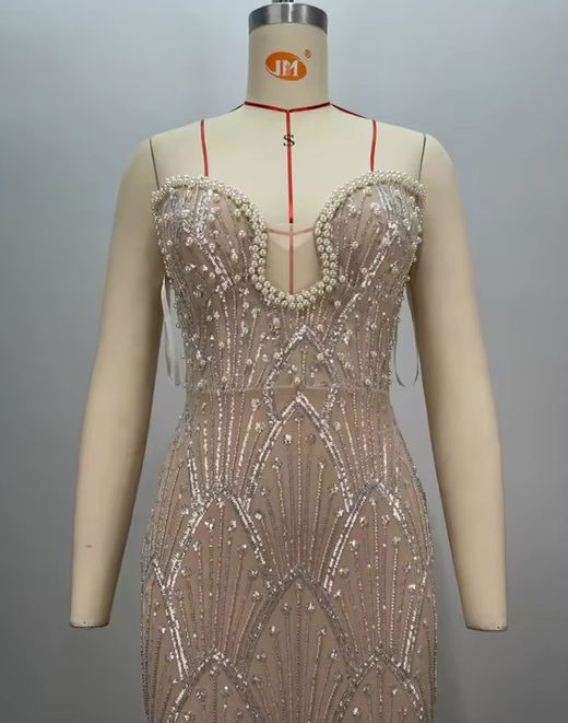 Vestido modelo Atenea