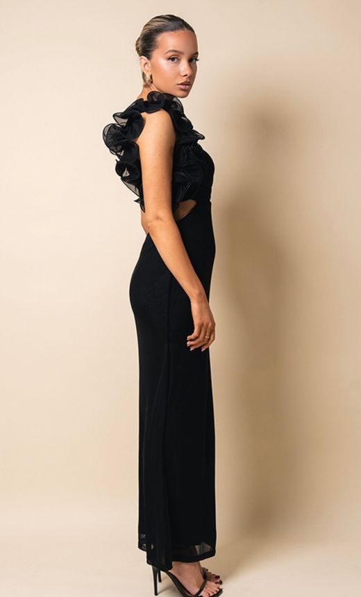 Robe modèle noire brune