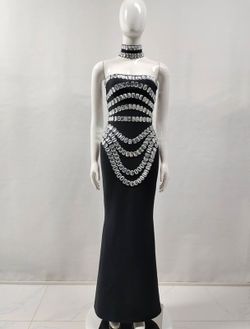 Vestido modelo Cameron