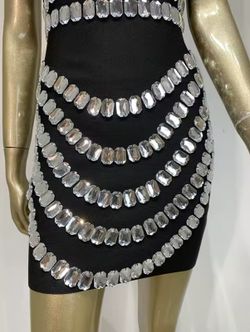 Short Cameron model dress