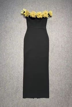 Camila model dress