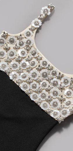 Vestido modelo Gatita