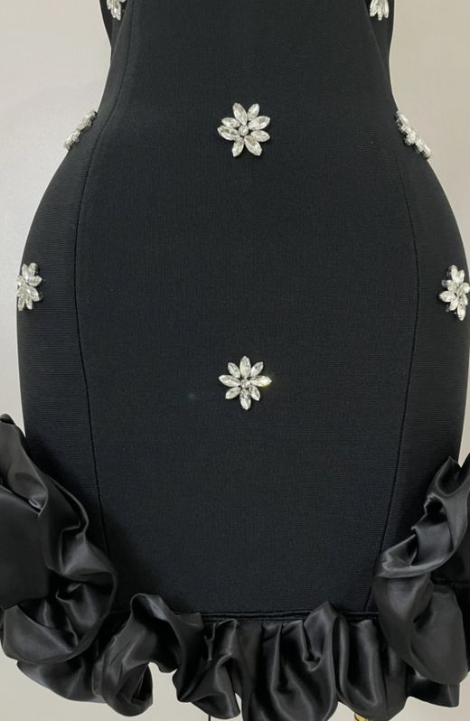 Vestido modelo Celeste negro