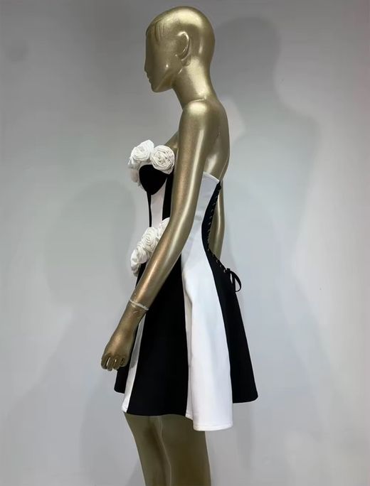 Vestido modelo Charlottes