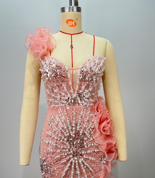 Robe modèle Clandestina