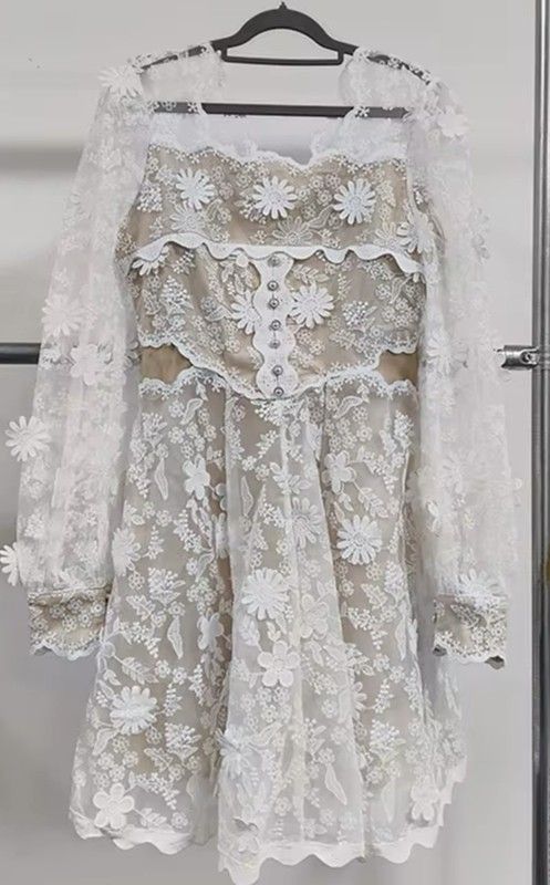 Vestido modelo Coqueta