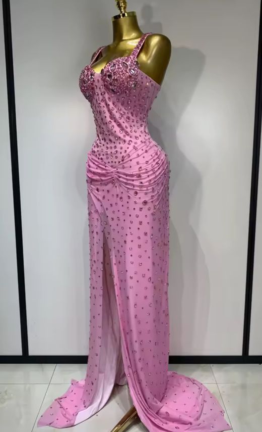 Robe à cœur rose