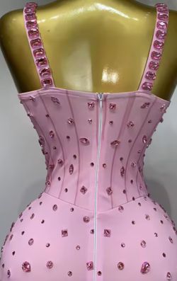 Robe à cœur rose
