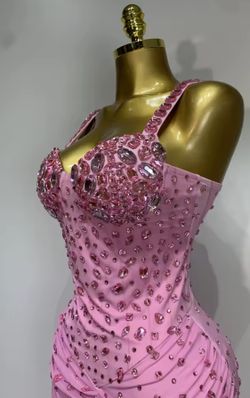 Robe à cœur rose