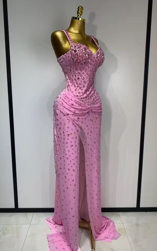 Robe à cœur rose