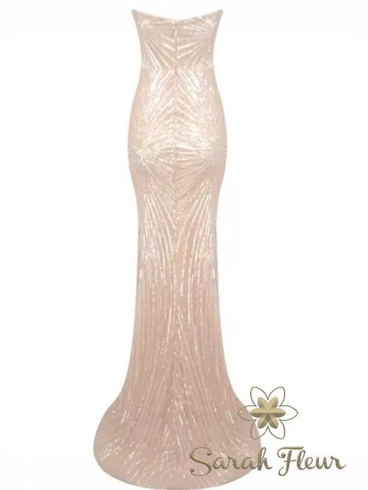 Dancing model dress