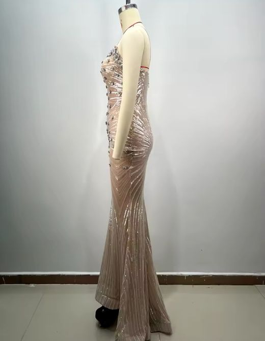 Dancing model dress