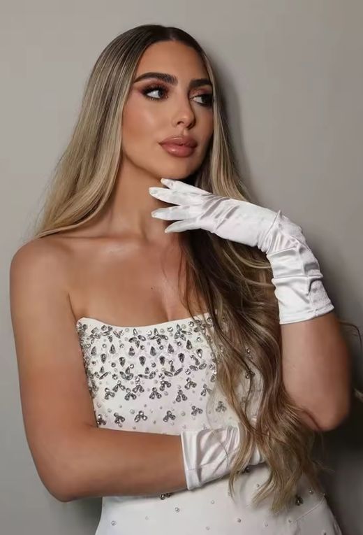 Delicate model dress