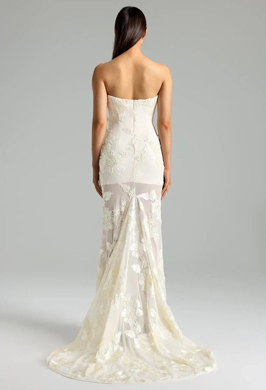 Papillon model dress