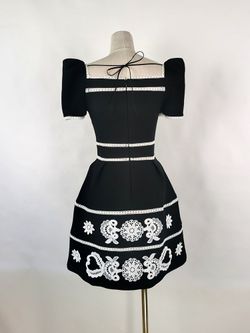 Dorothy model dress