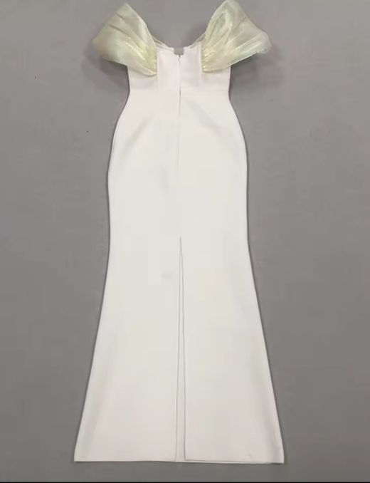 Robe modèle Elisenda White