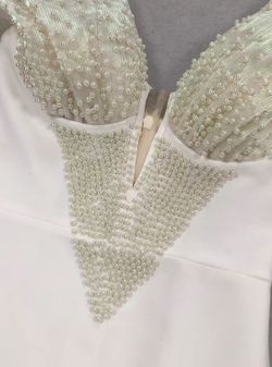 Robe modèle Elisenda White